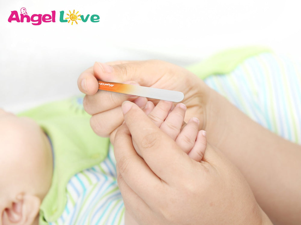 Angel Love baby nail file three-pack box highlights convenient family nail care.