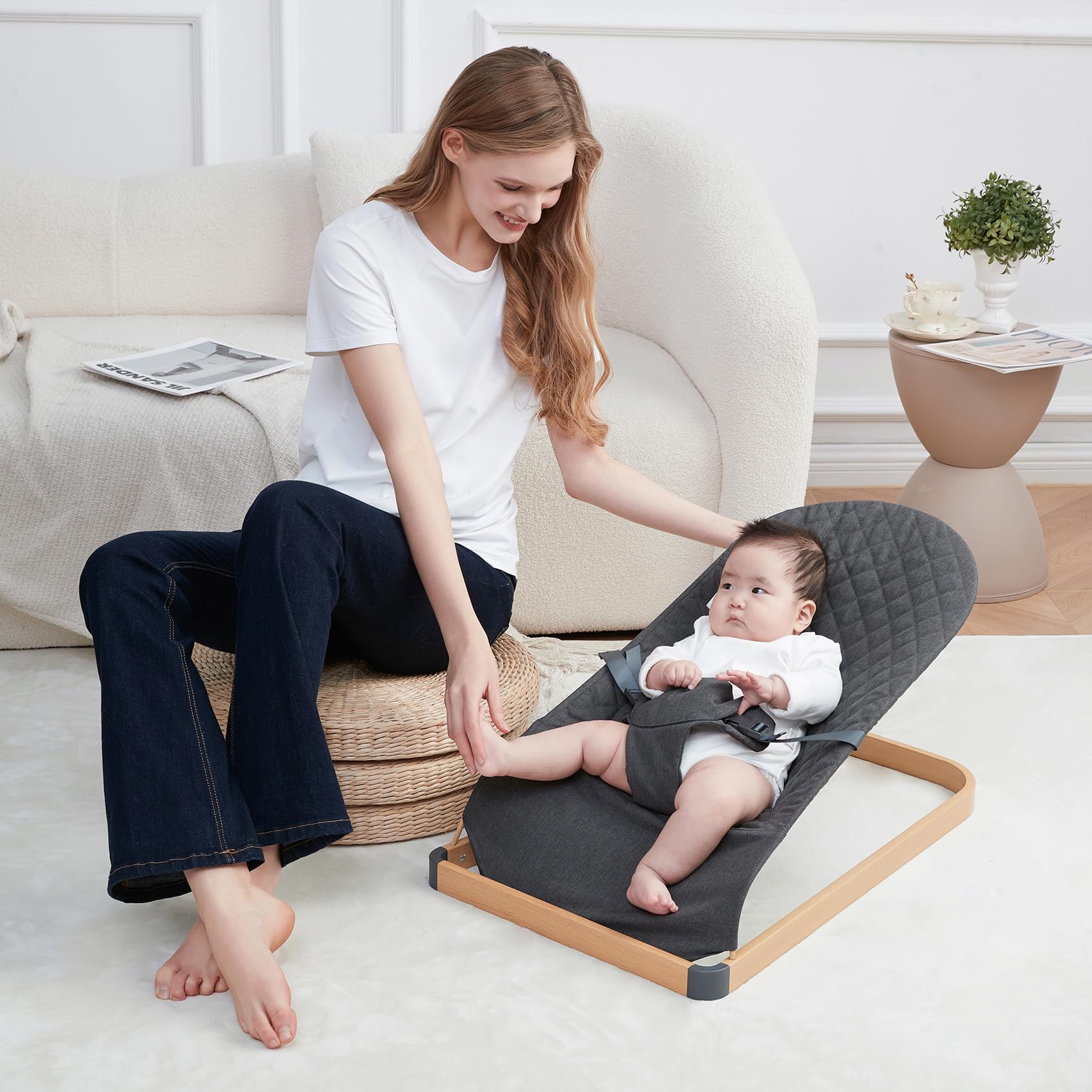 ANGELOGJGT baby bouncer natural vibrations soothe with gentle motion.