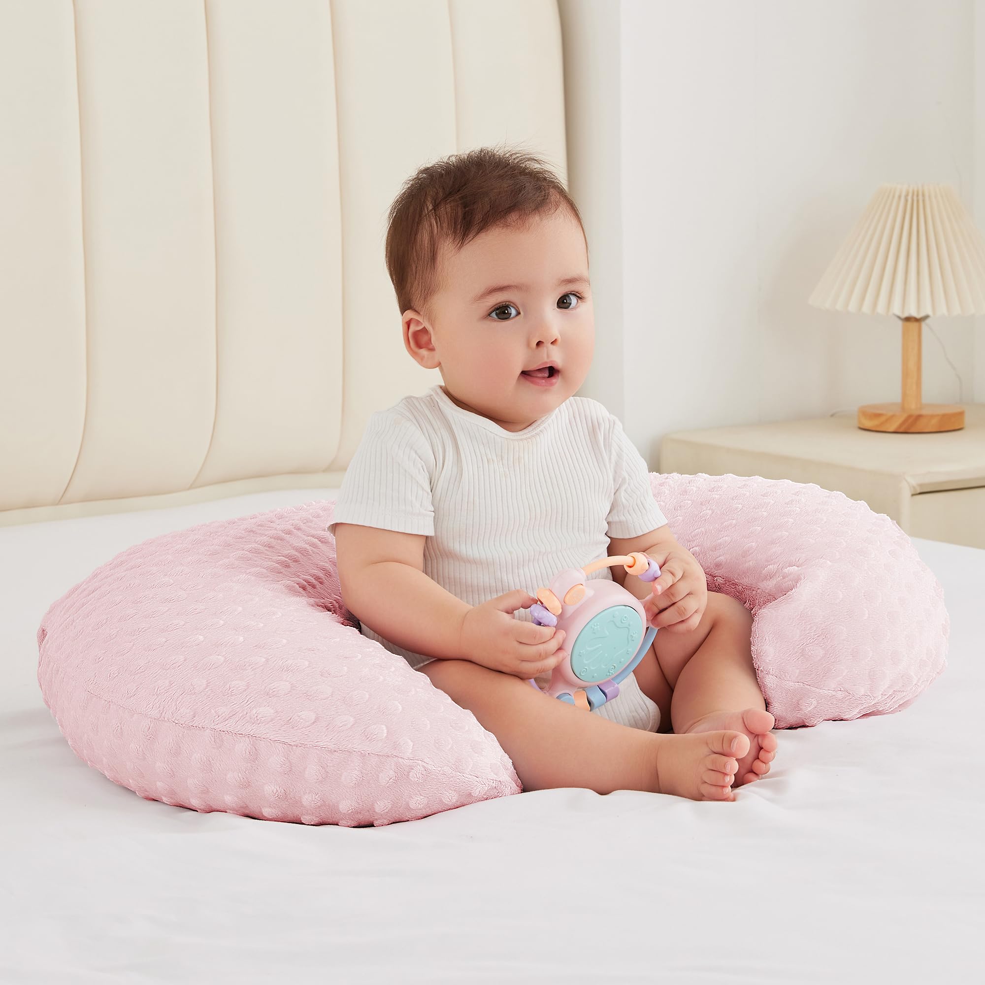 ANHEBEIBEI nursing pillow ergonomic setup to ease feeding sessions.