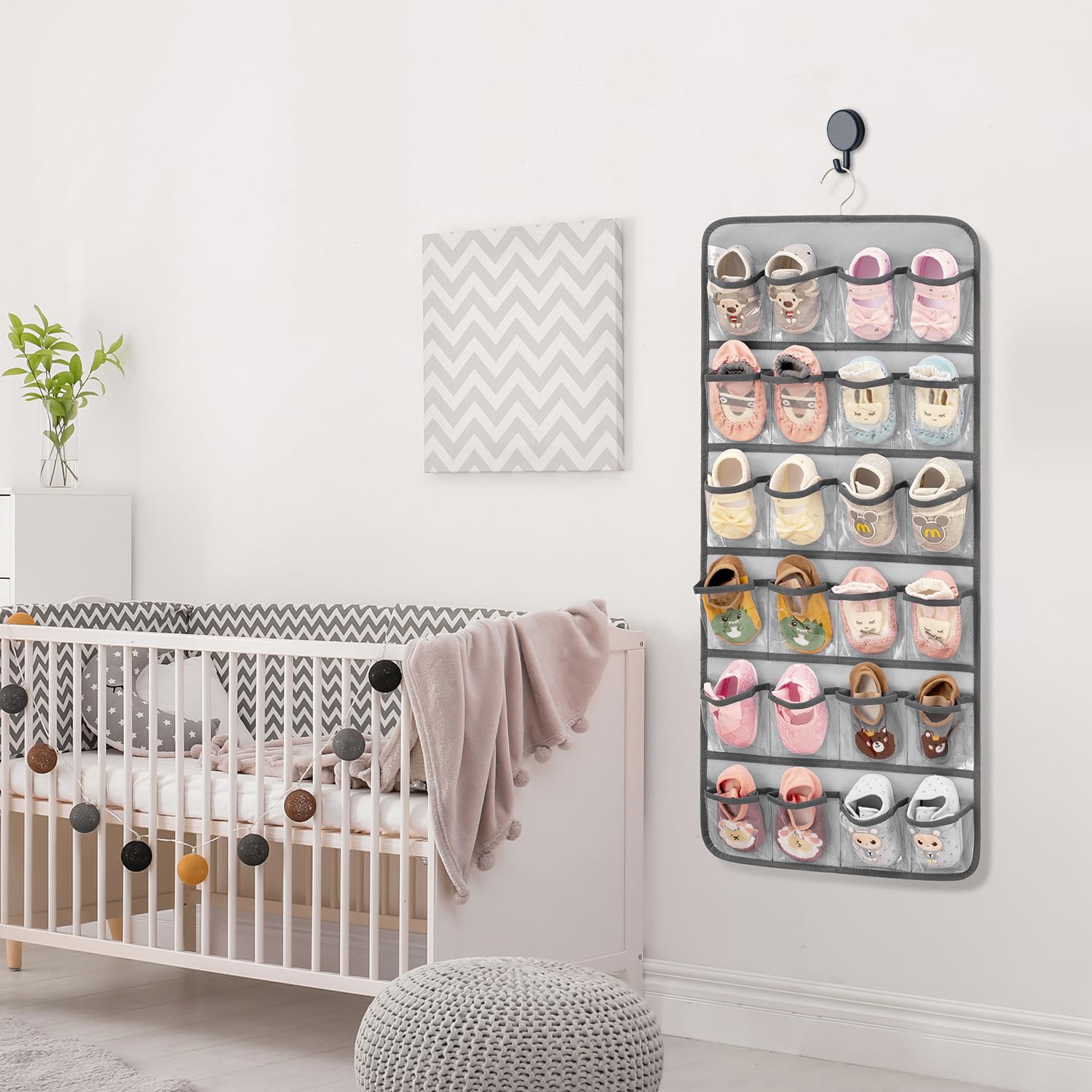 ANIZER space-saving design keeps closet clutter-free with compact hanging storage.