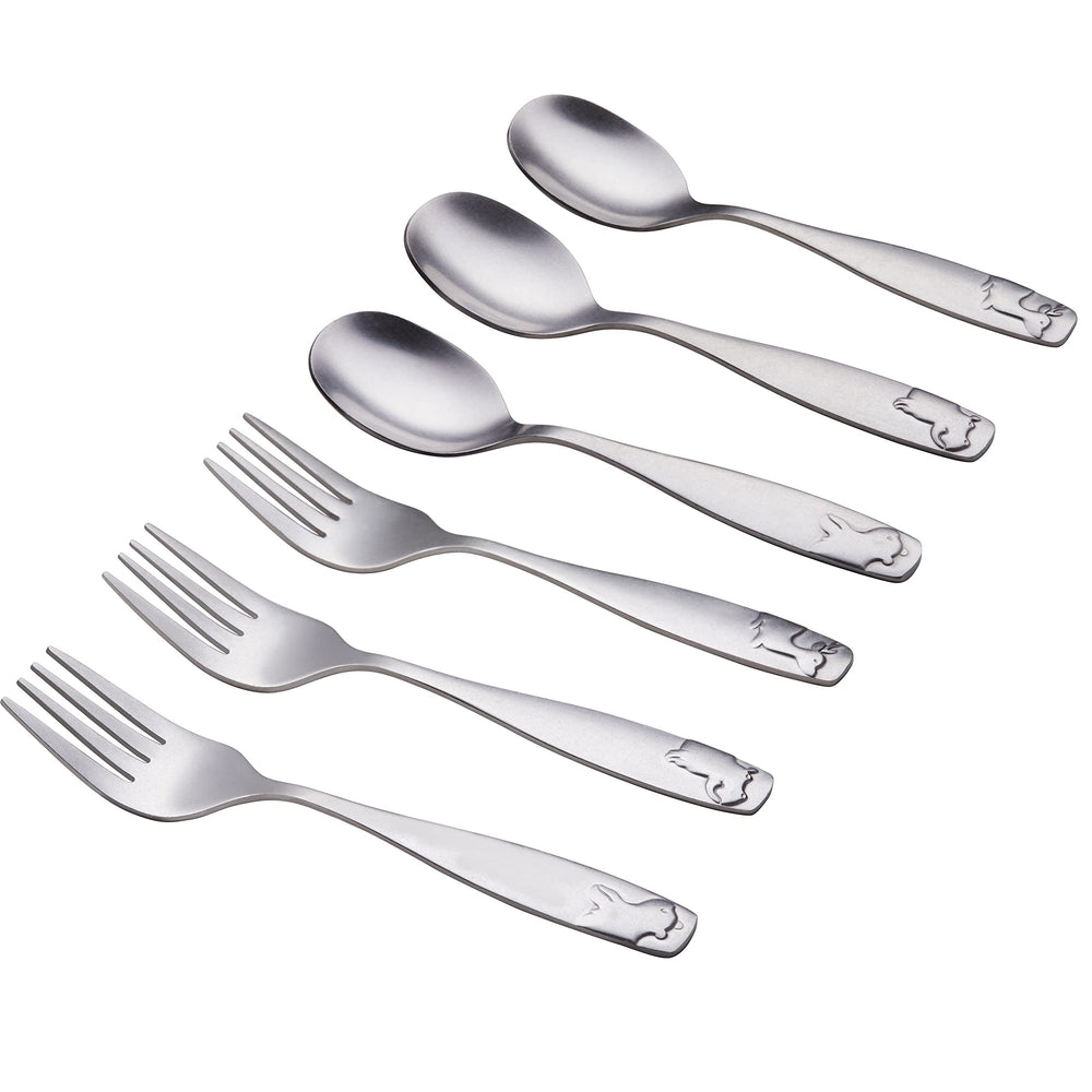 Annova Kids Flatware set, dishwasher-safe for easy cleaning.