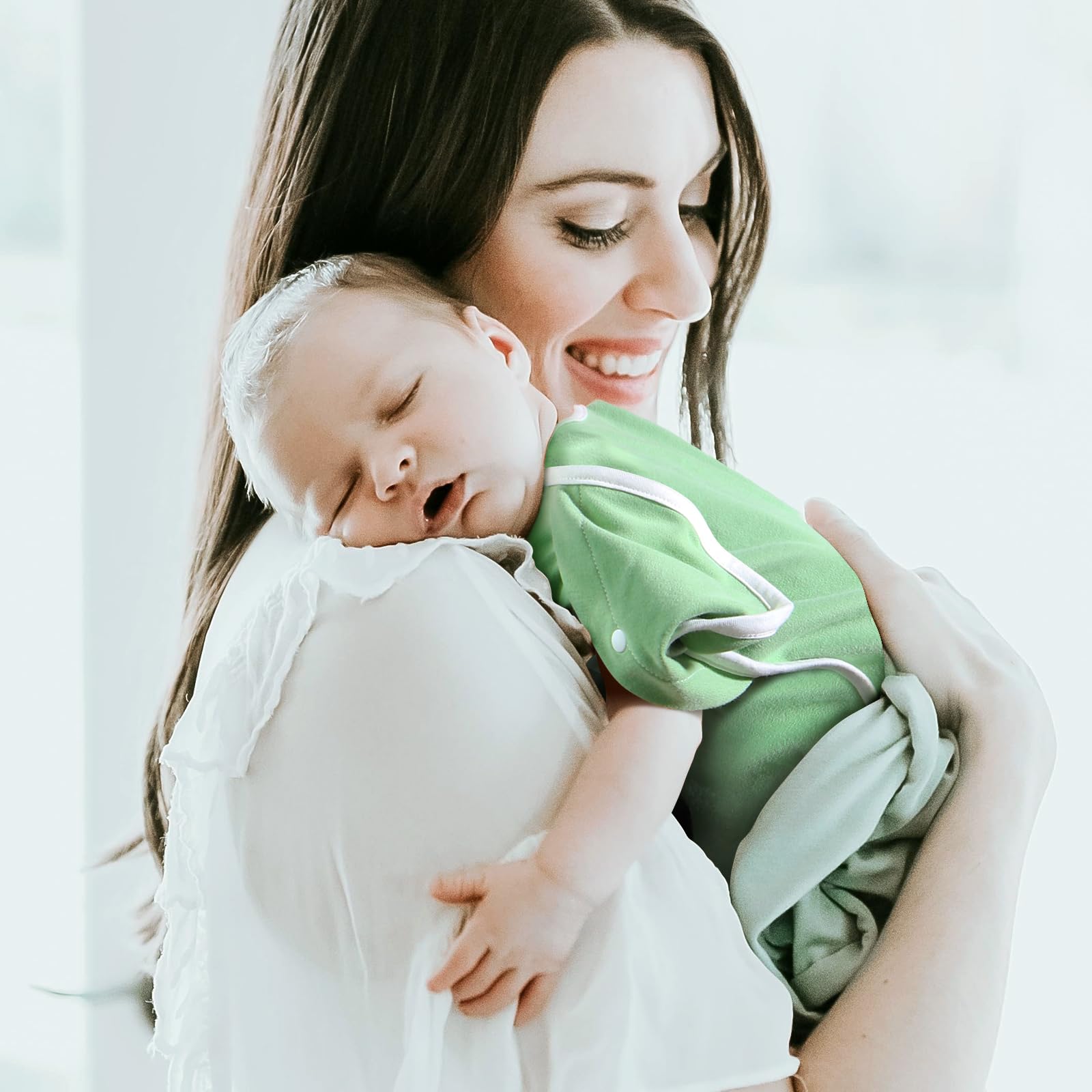 ANYEDDE 2-pack swaddle with cuff zipper enables easy diaper changes