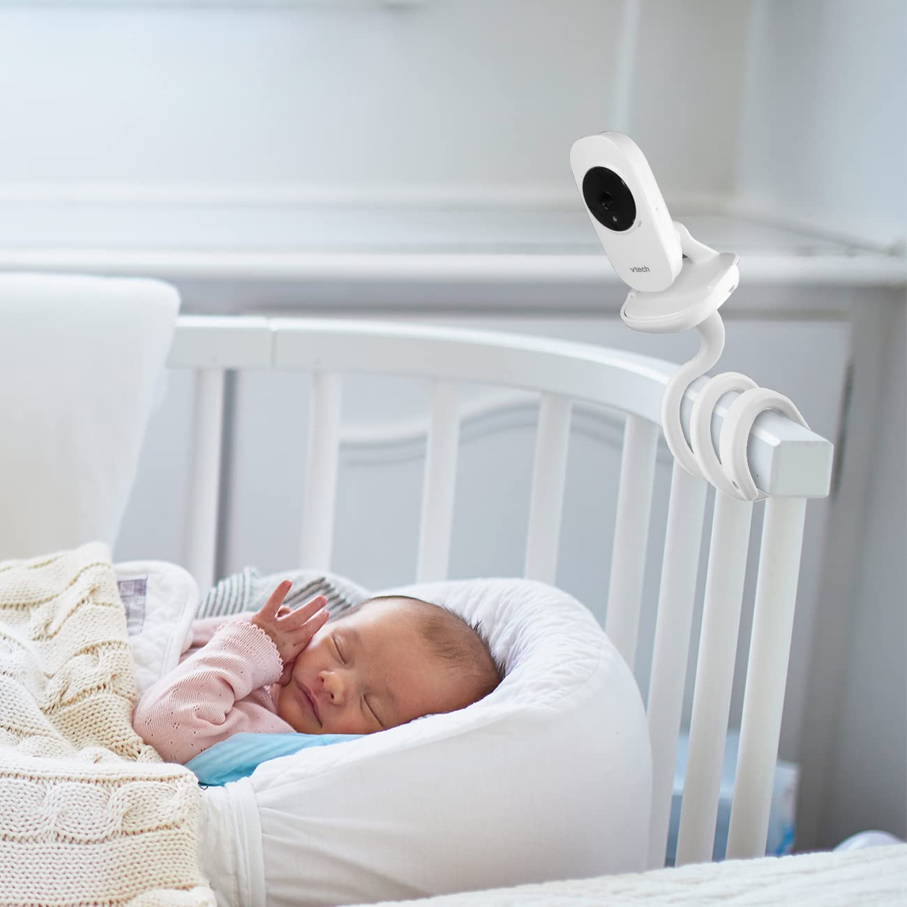 Aobelieve twist-mount-angle adjustment lets you fine-tune height to see over the crib.