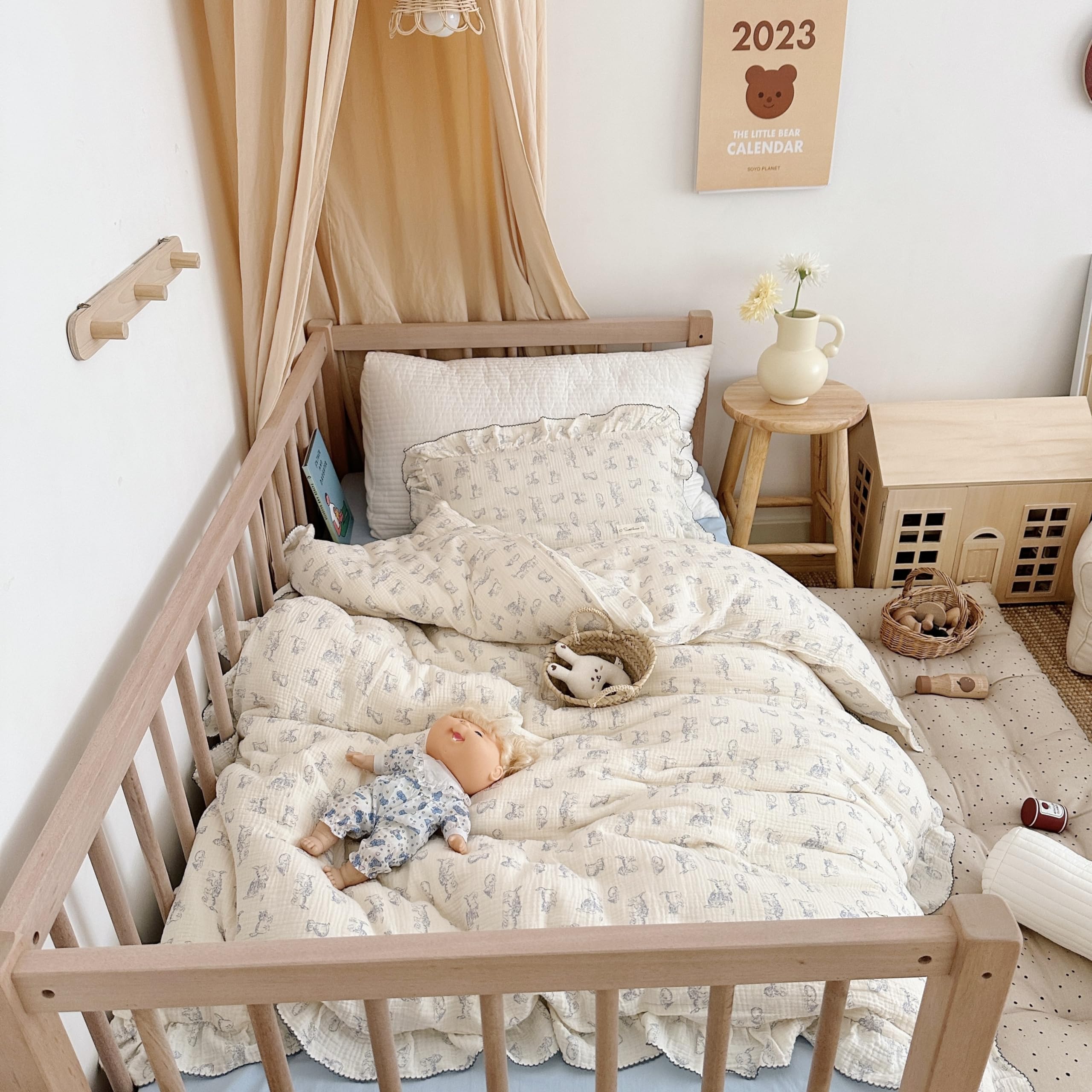 AOJIM baby stroller-crib cover supports versatile use during outings and travel.