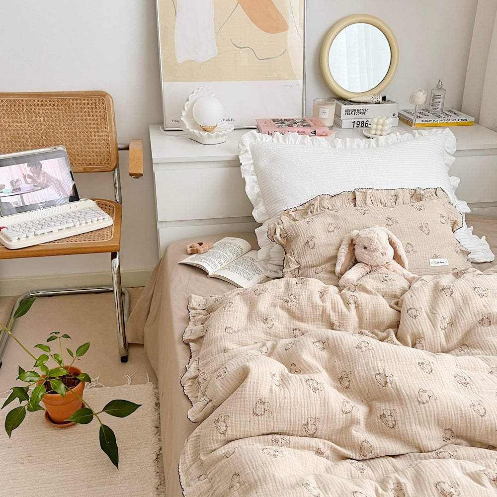AOJIM Cute Rabbit pillowcase side view highlights breathable muslin for comfortable naps.