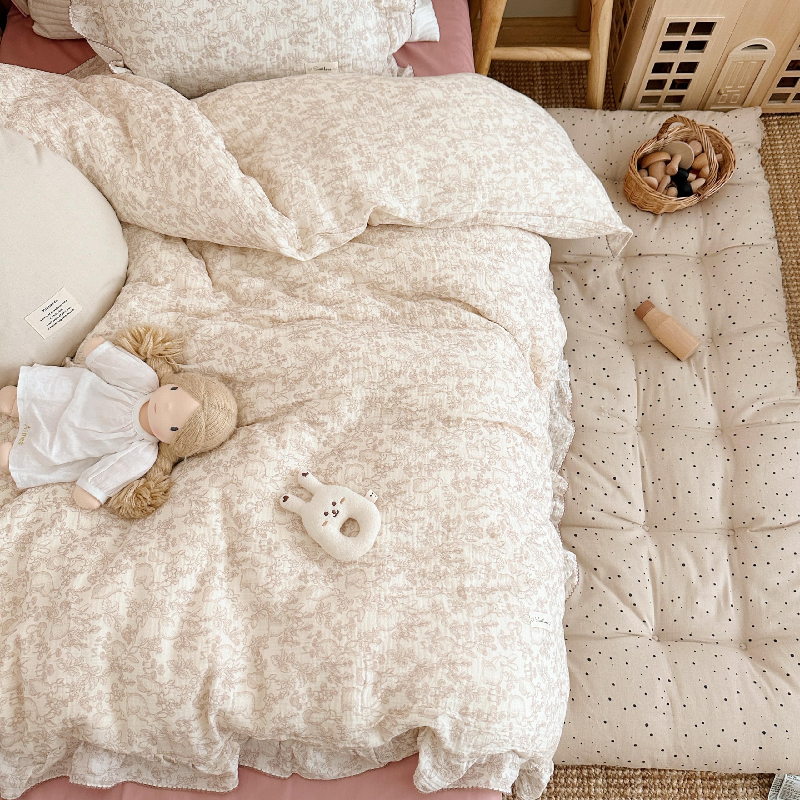 AOJIM forest-pattern duvet cover styled on a toddler bed for cozy room decor.