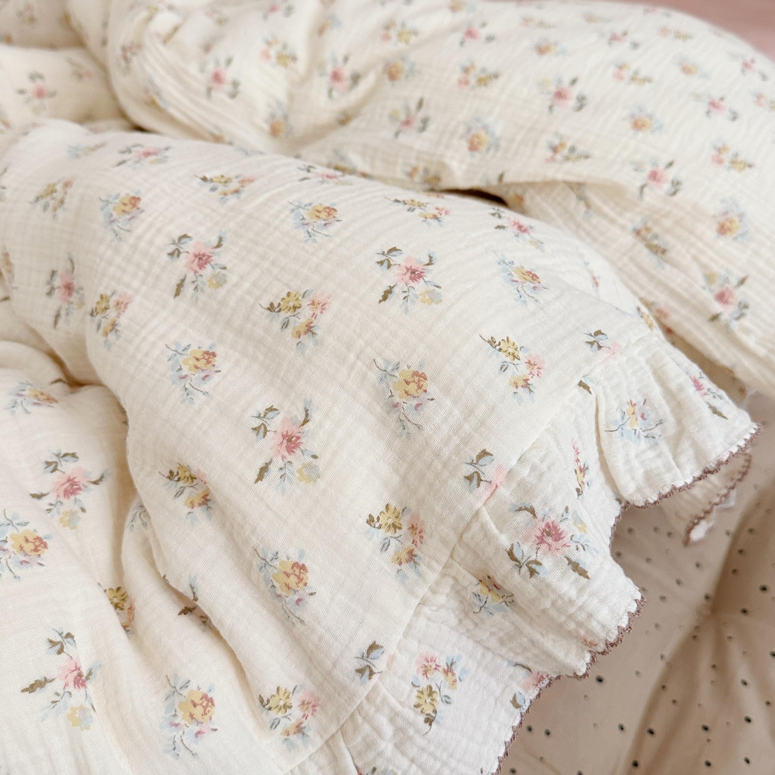 AOJIM crib-size duvet cover 47x59 fits standard cribs with ease.