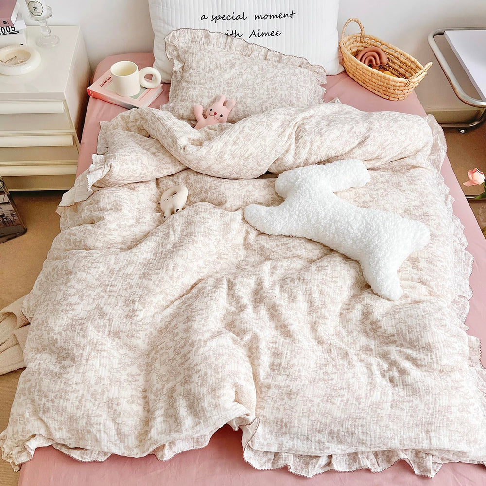 AOJIM kids muslin duvet cover forest pattern close-up showing breathable cotton texture.