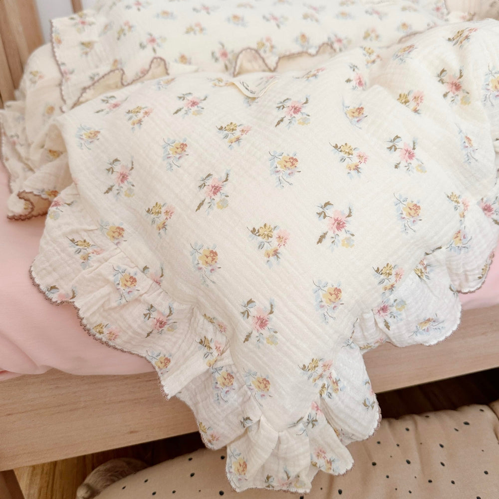 AOJIM easy-care fabric is machine washable for busy families.