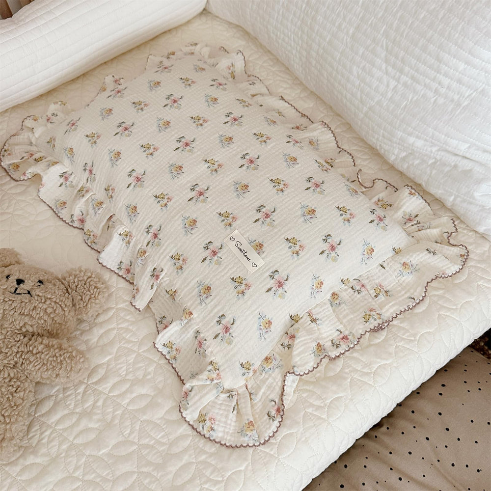 AOJIM Muslin Cotton Kids Pillowcase on bed—lightweight, breathable for cozy sleep