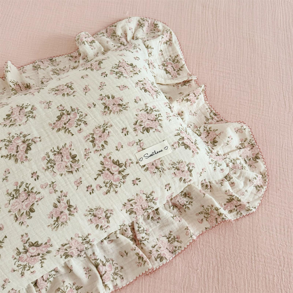 AOJIM muslin cotton fabric closeup shows soft, breathable texture for gentle baby skin.