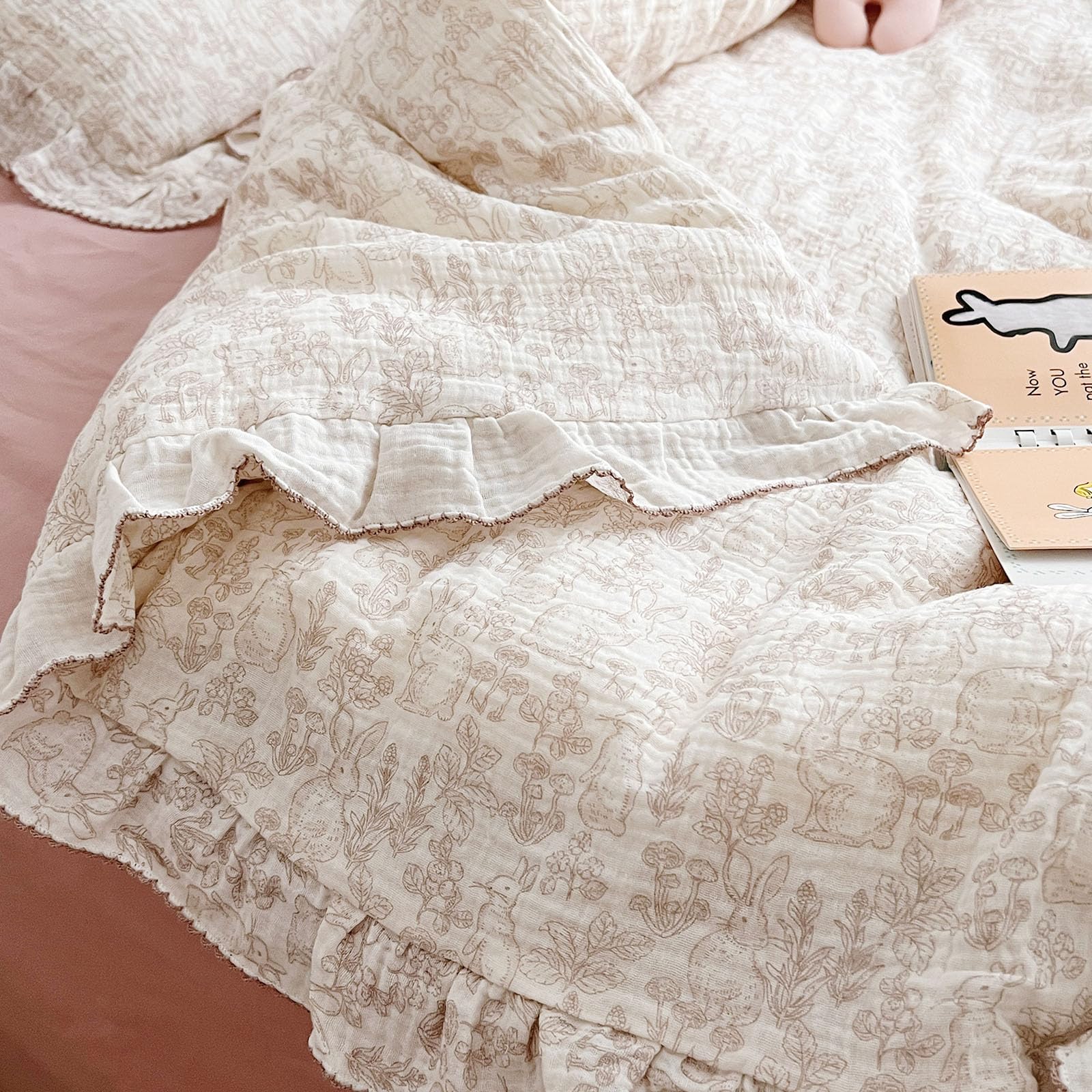 AOJIM two-layer gauze detail shows airy, breathable weave
