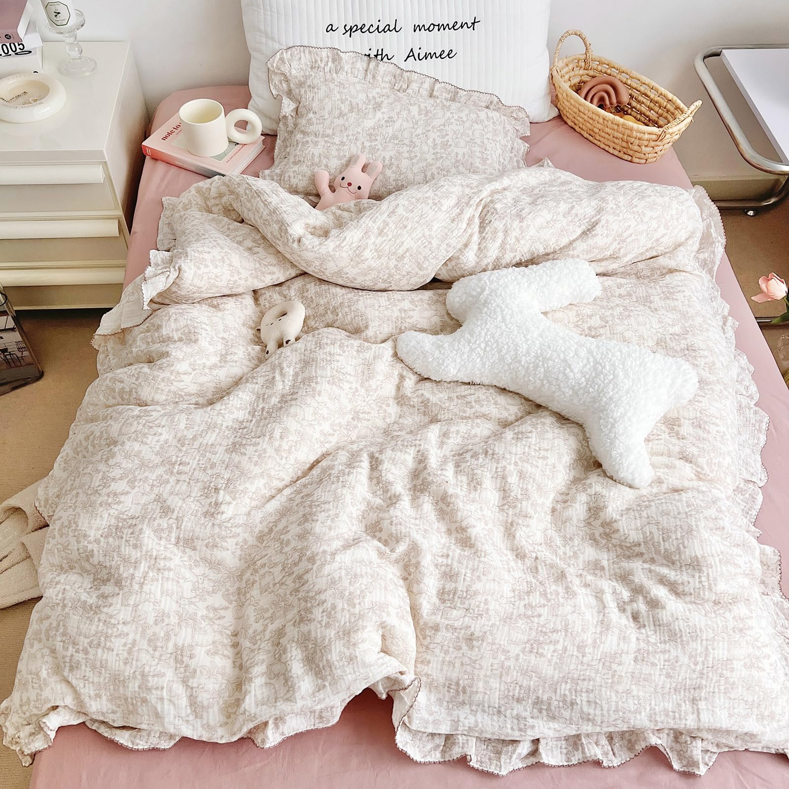 AOJIM forest duvet cover closeup shows soft cotton muslin texture for gentle sleep