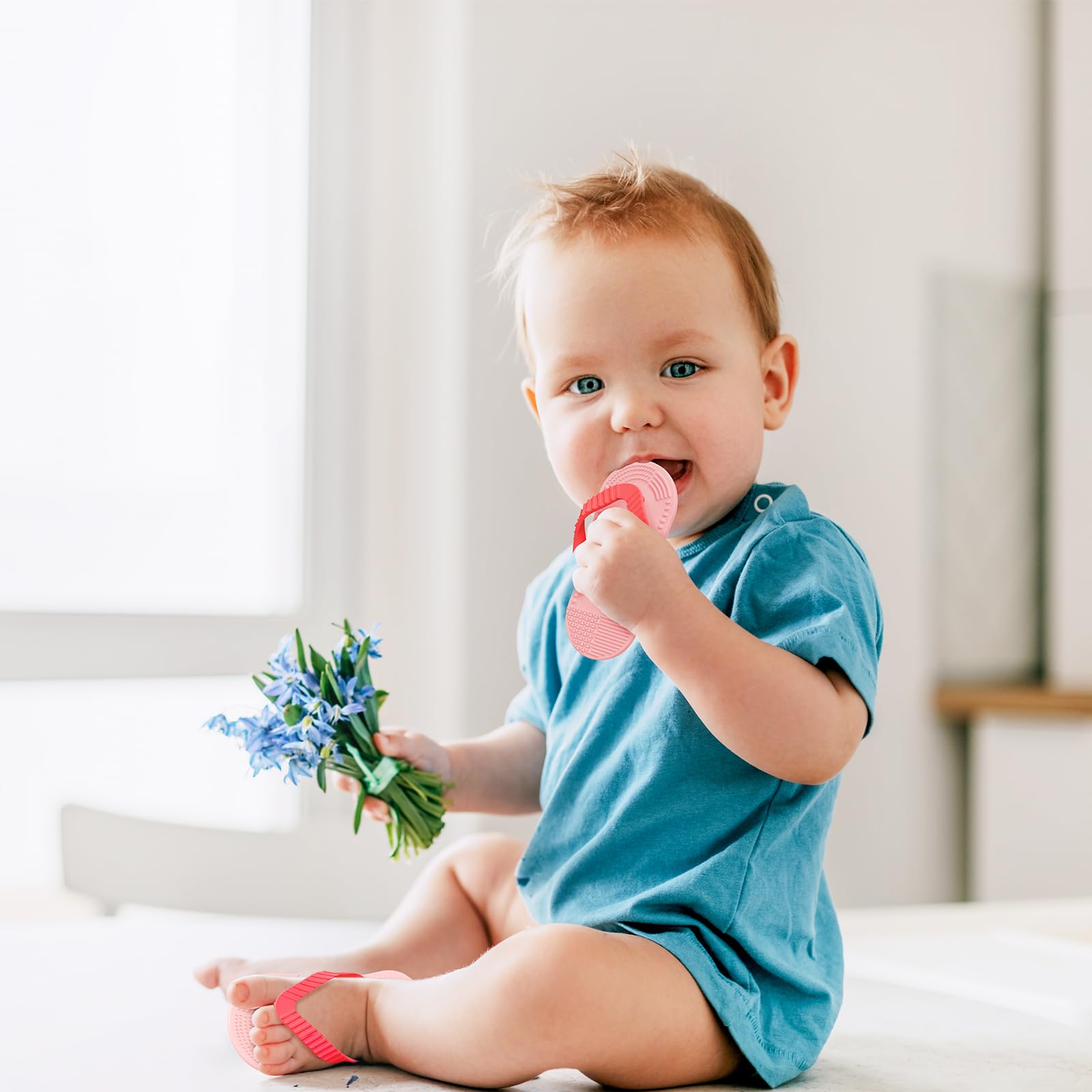 Aolso flip-flop teether pink overview of textures and use cases