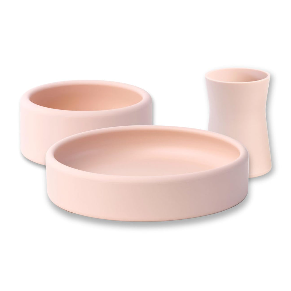 APLAINR weighted baby plate pink sand with curved edges supports self-feeding progress
