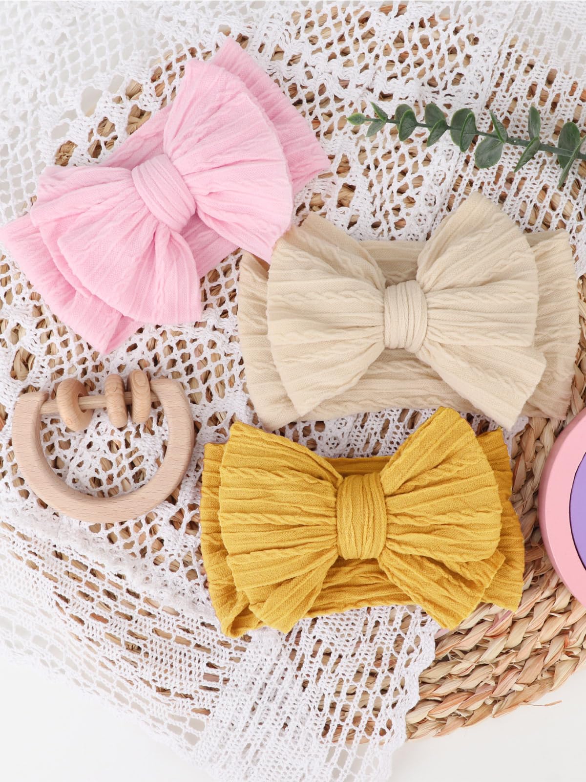 AQOKKA baby bows headbands handmade stitching detail demonstrates delicate craftsmanship.