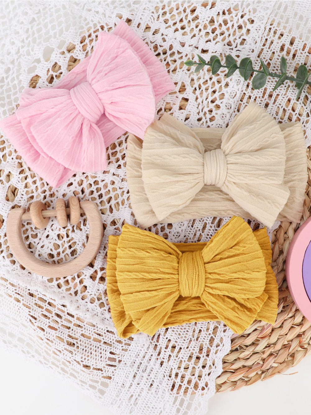 AQOKKA baby bows headbands handmade stitching detail demonstrates delicate craftsmanship.