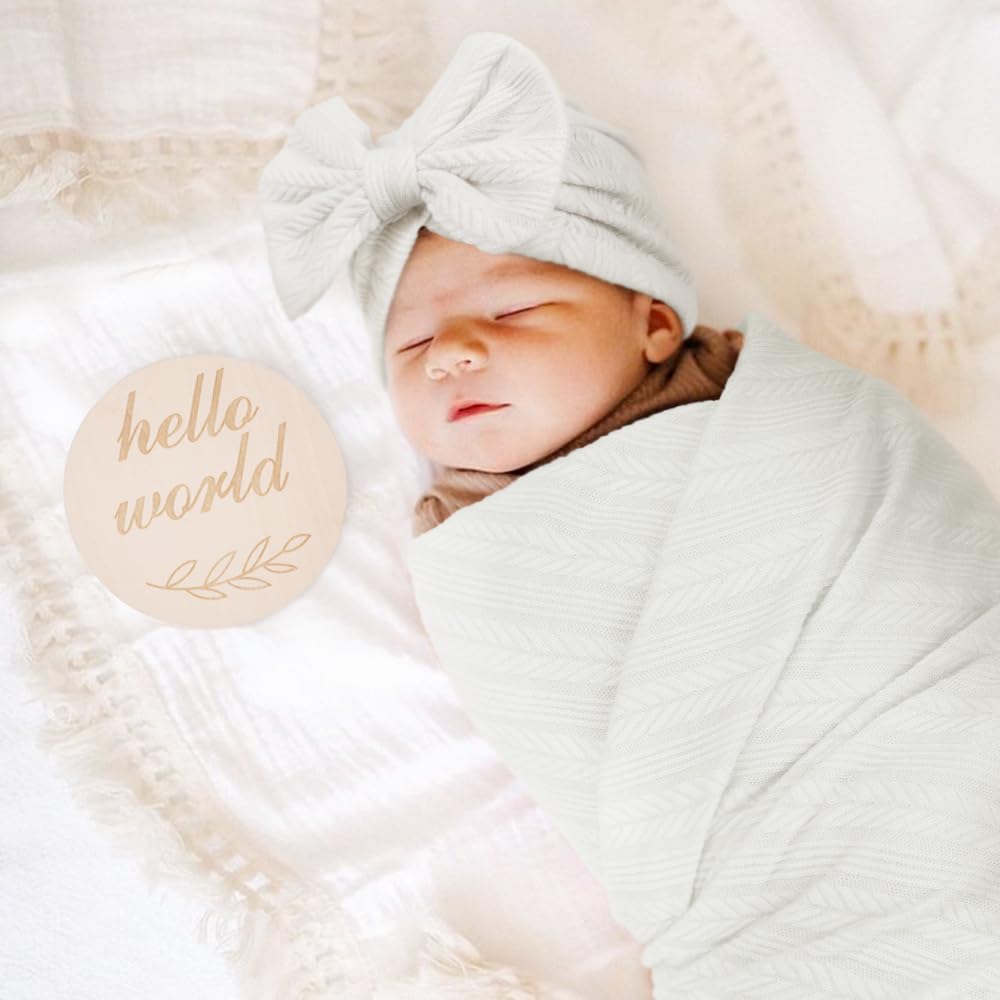 AQOKKA bow hat set in wheat pattern adds cute styling while keeping baby warm and comfortable.