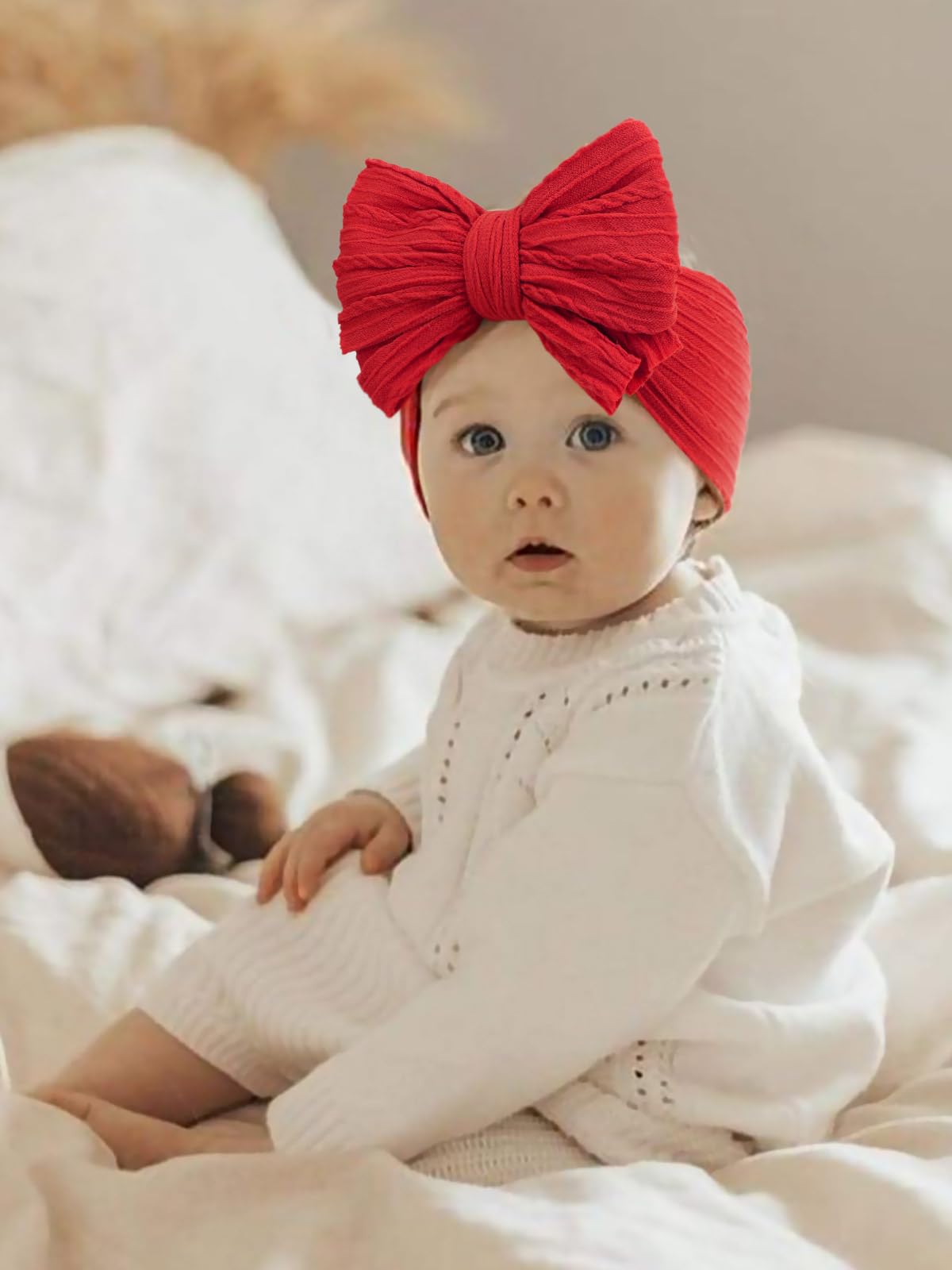 AQOKKA bright color variants, coordinates with outfits for special occasions.