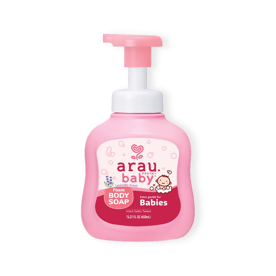 Arau Baby Foam Body Soap Lavender Pump in hand, easy pump dispenser for quick bath time.