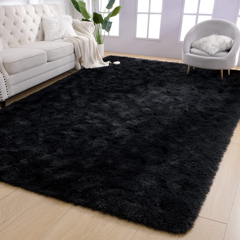 AROGAN rug anti-slip back ensures stability on smooth floors in family spaces.