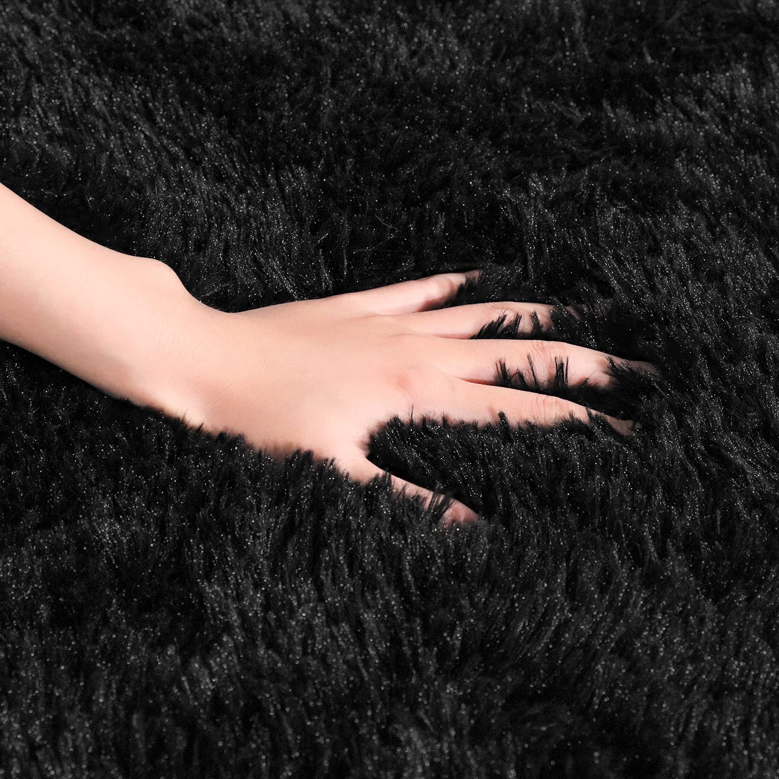 AROGAN close-up fluffy texture emphasizes velvet-like pile and tactile comfort.
