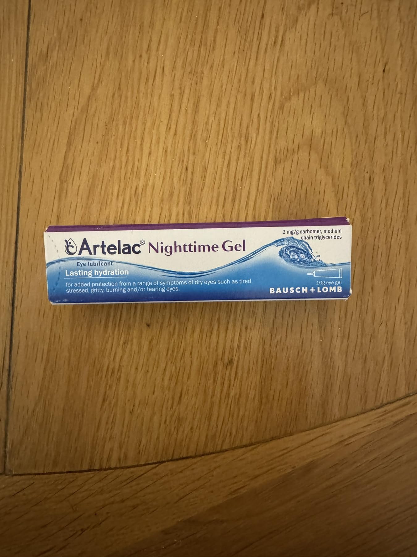 Artelac Nightime Gel on bedside table ready for nightly hydration