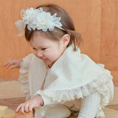 Asphinien lace big bow headband as a charming newborn gift option.