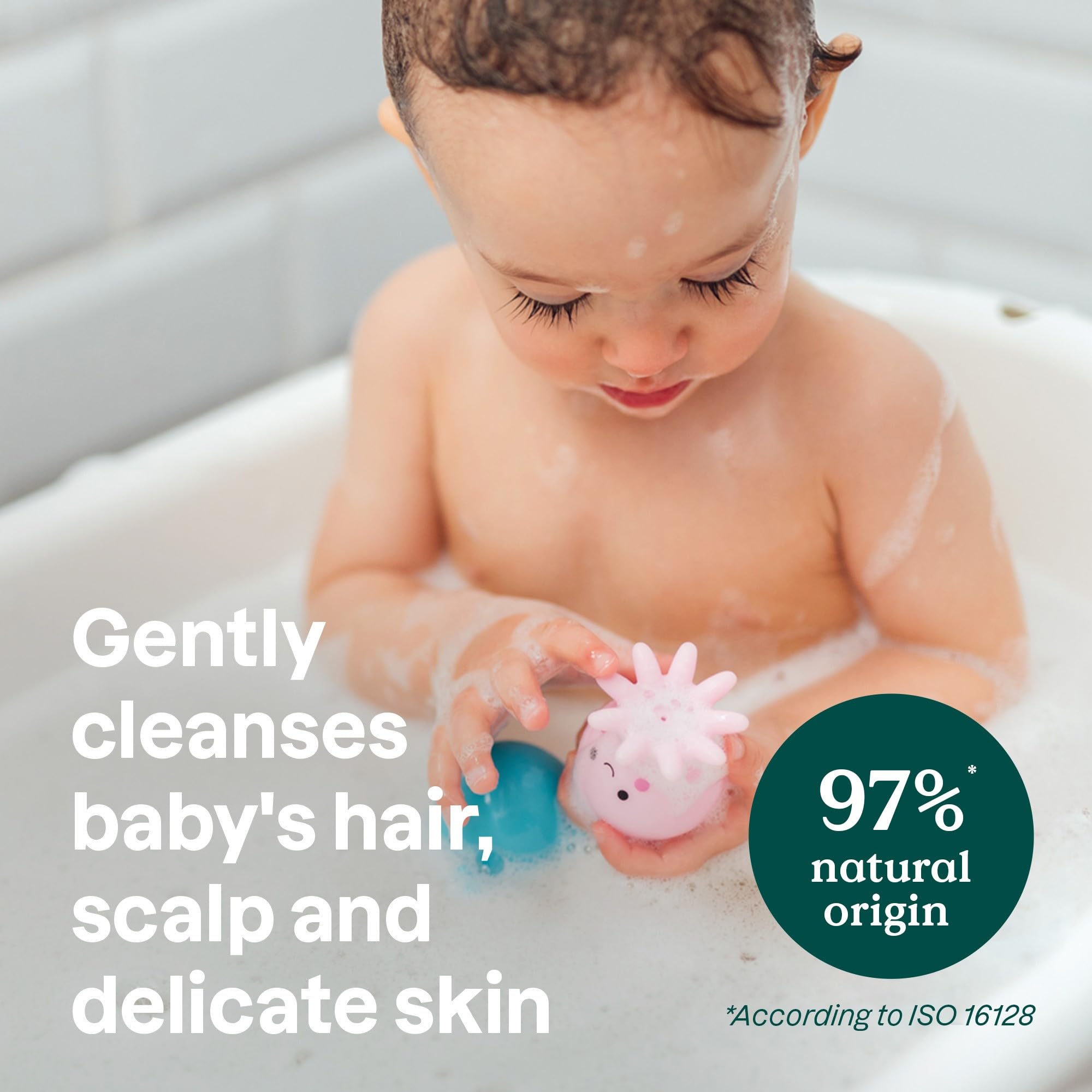 Pear nectar fragrance closeup on ATTITUDE bottle highlights a light, fruity scent for babies.