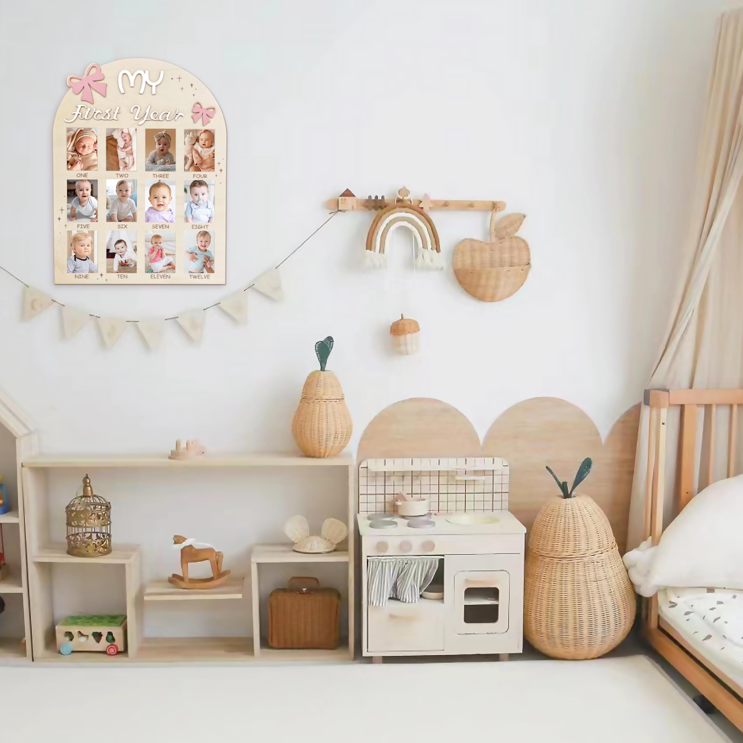 Aukolass Bow One Year Photo Board rustic pink wood finish.