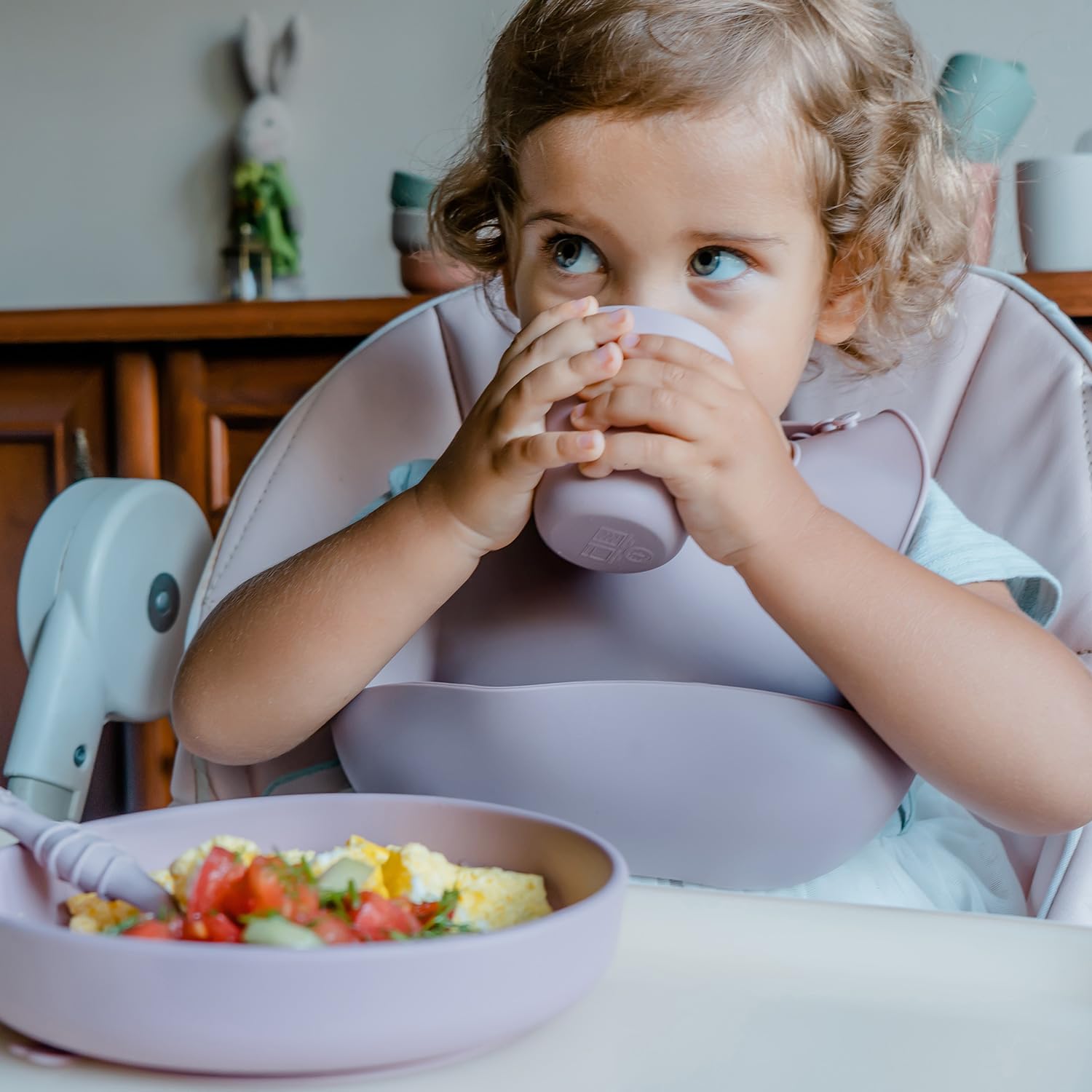 AULEGE Silicone Toddler Cup BPA-free silicone gentle on gums.