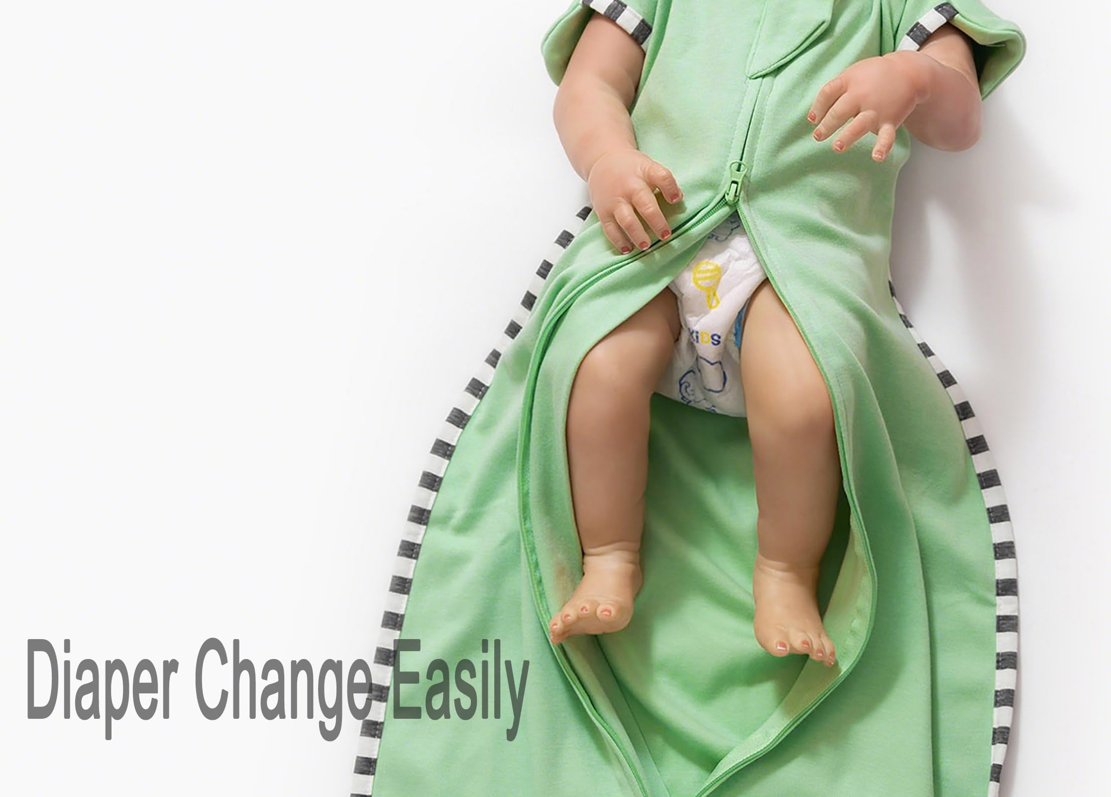 Aullar swaddle with two-way zipper enables quick night diaper changes.