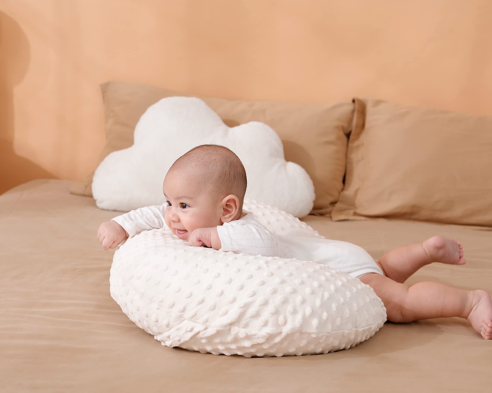 Aullar Nursing Pillow beige safety-washable cover simplifies post-use cleaning