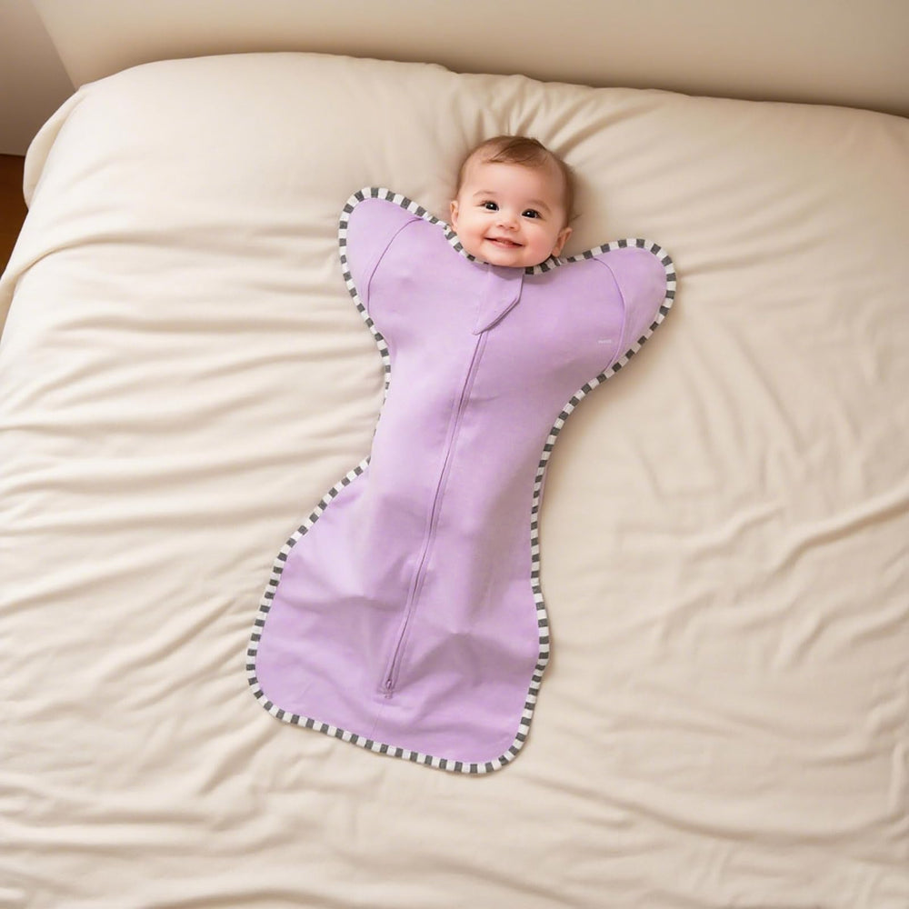 Aullar Baby Transition Swaddle arms-up design supports self-soothing and calm sleep.