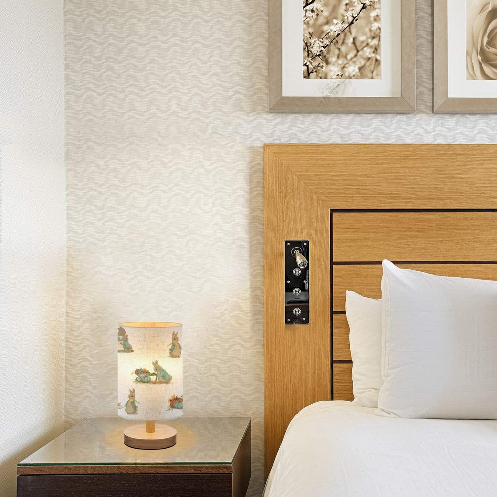 AURFIAIUOP compact bedside lamp fits small desks and shelves.