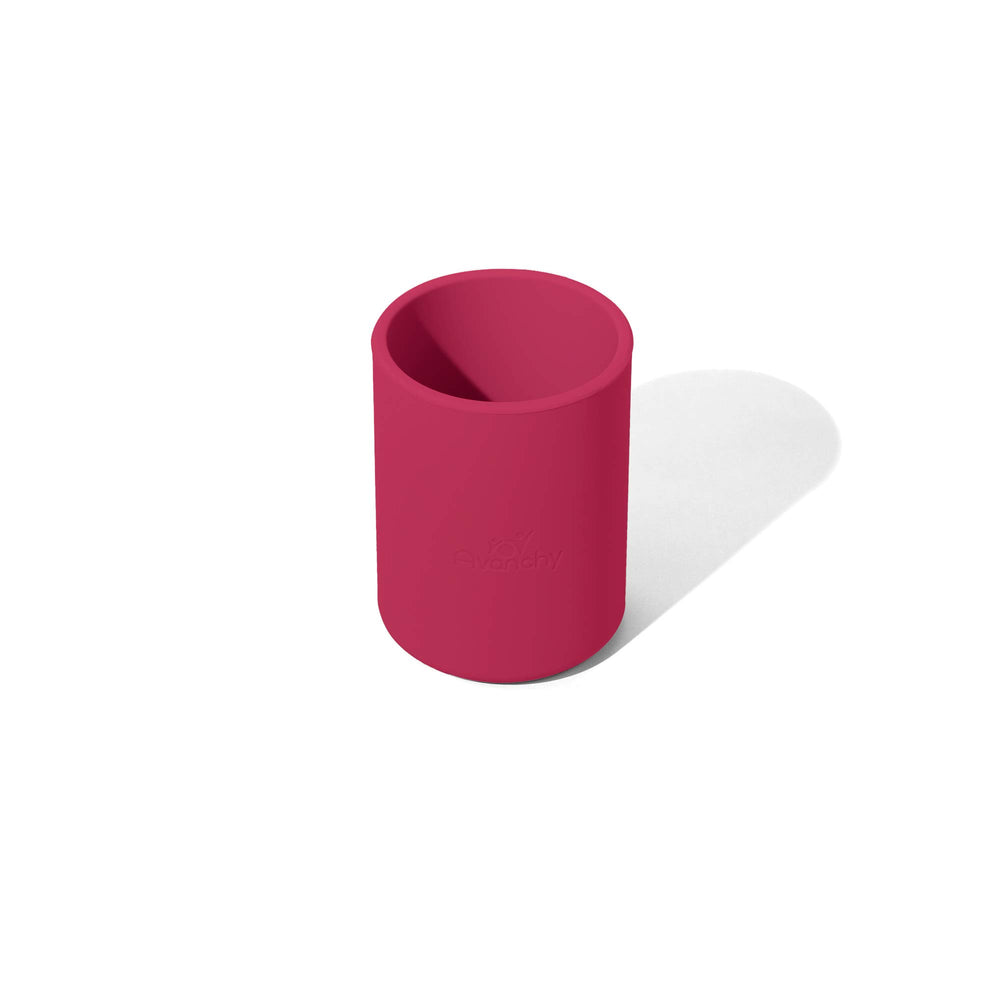 Avanchy baby-led weaning scenario with magenta cup