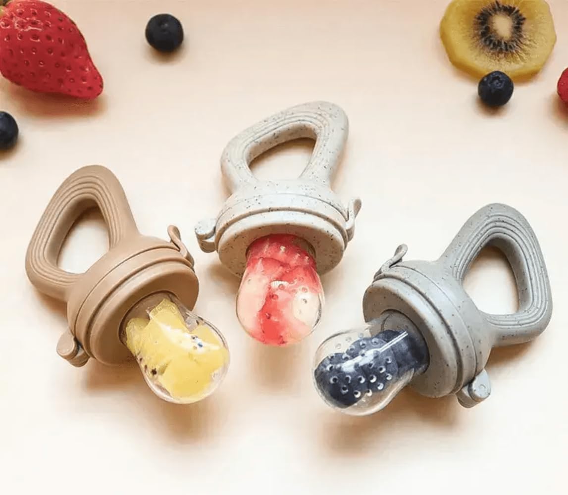 Avee & Co fresh fruit feeder beige pouch close-up demonstrates safe self-feeding with small pieces