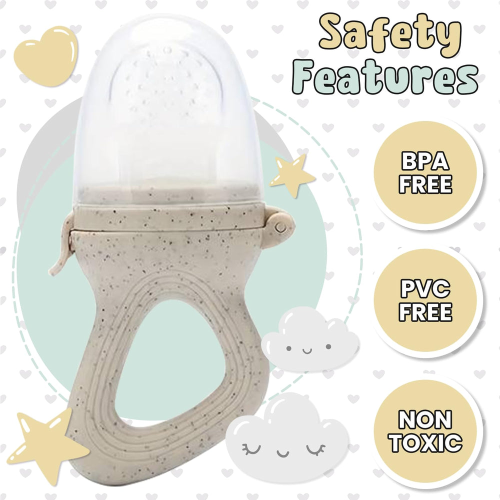 Avee & Co hygienic lid on-the-go beige demonstrates portable, clean feeding
