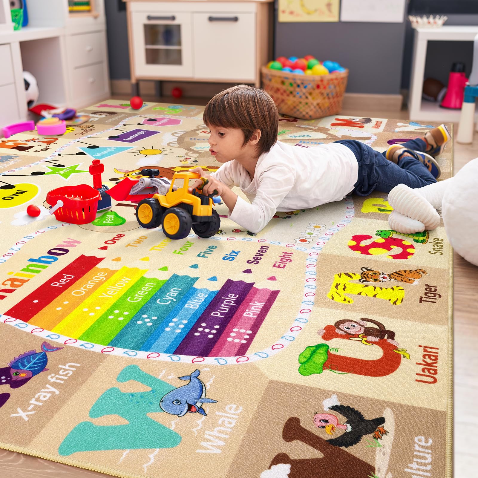 B BENRON rug features wear-resistant construction for daily use in busy rooms.