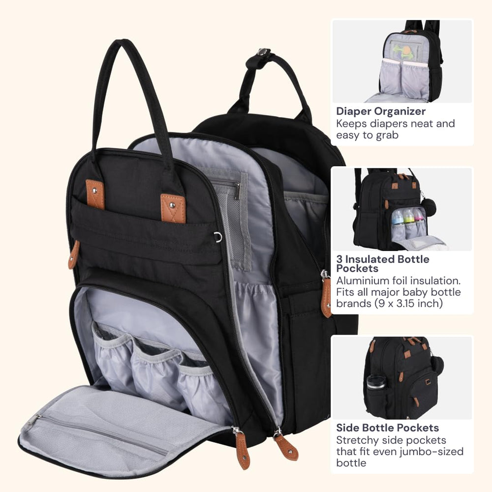 BabbleRoo XL changing pad pocket offers on-the-go cleaning.