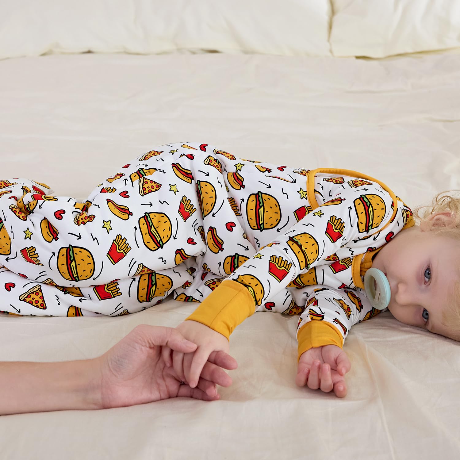 Babee Reshinee machine-washable and colorfast for busy families.