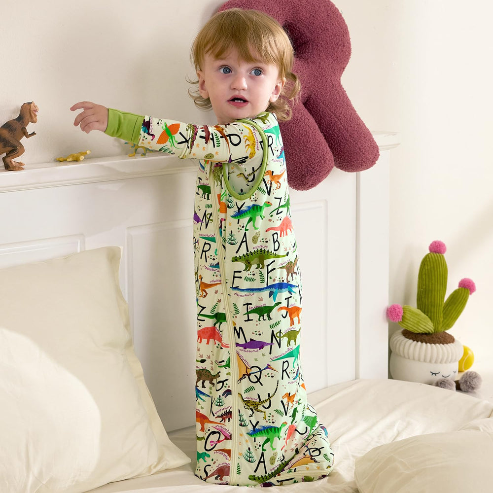 Babee Reshinee soft zipper guard protects delicate skin during changes.