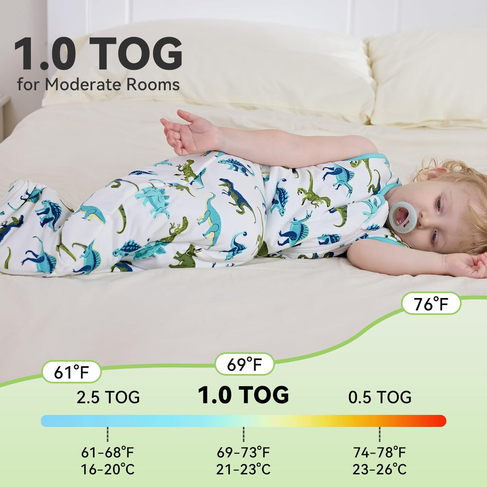 Babee Reshinee sleep sack shows a convenient two-way zipper for easy nocturnal changes.