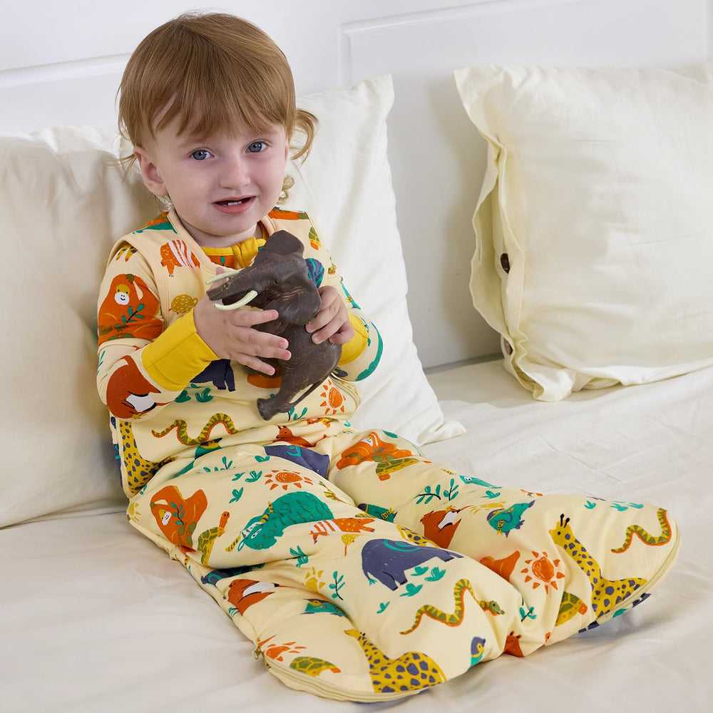 Babee Reshinee wearable blanket makes a thoughtful baby registry gift.