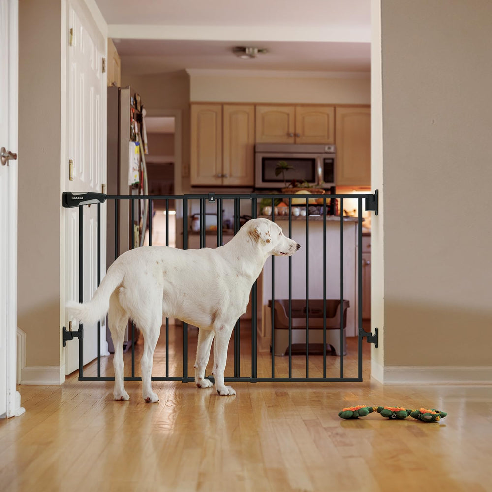 BABELIO all-steel construction with double-lock keeps doors secure