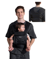 Close-up of the BABELIO carrier wide-shoulder-straps for balanced weight distribution and comfort.