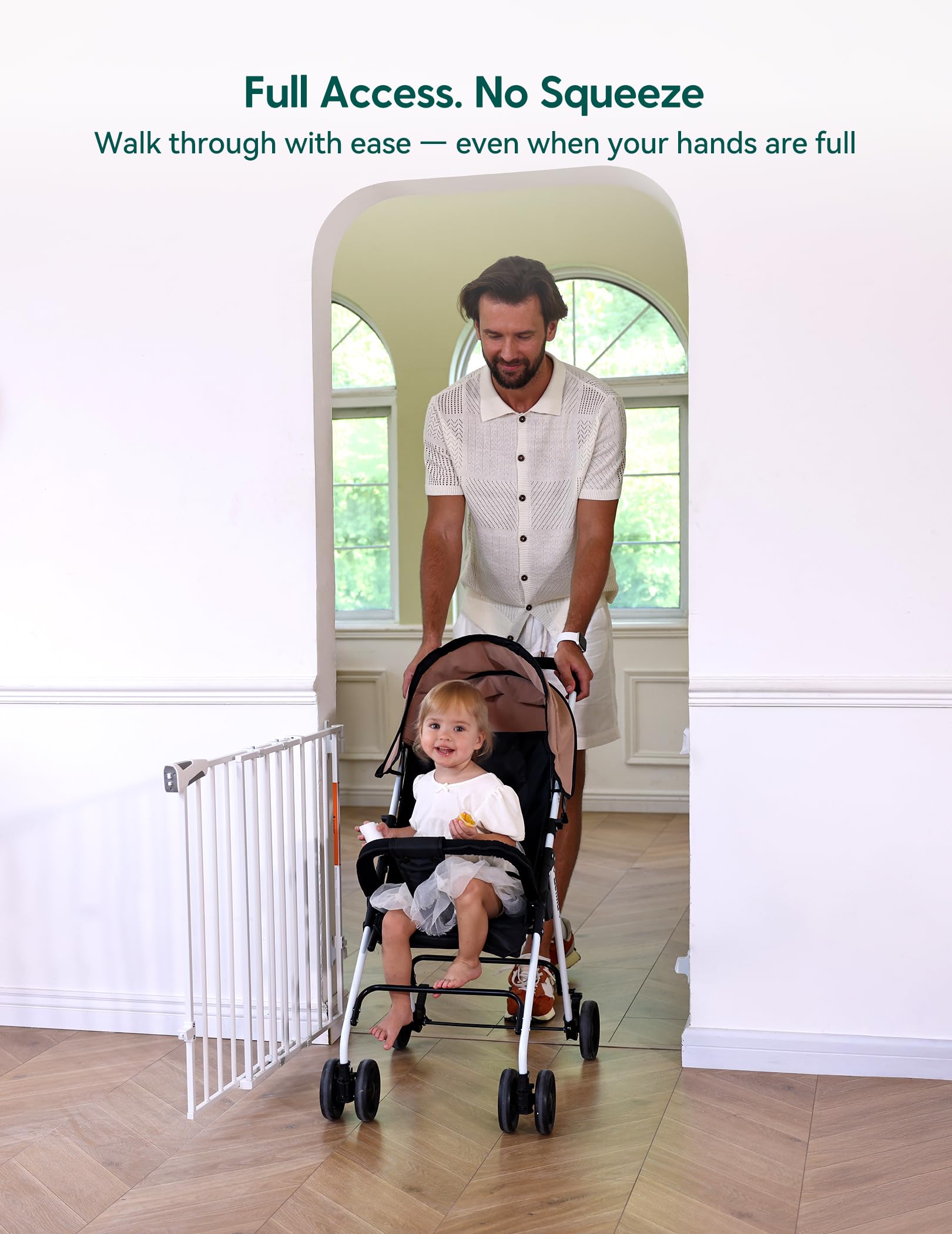 Babelio Baby Gate auto-close feature in action for hands-free safety