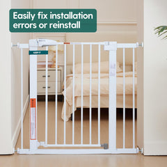 BABELIO Baby Gate Gap Lock closeup-latch highlights sturdy, smooth-operating mechanism.