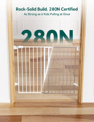 Babelio Baby Gate one-handed operation allows quick passage