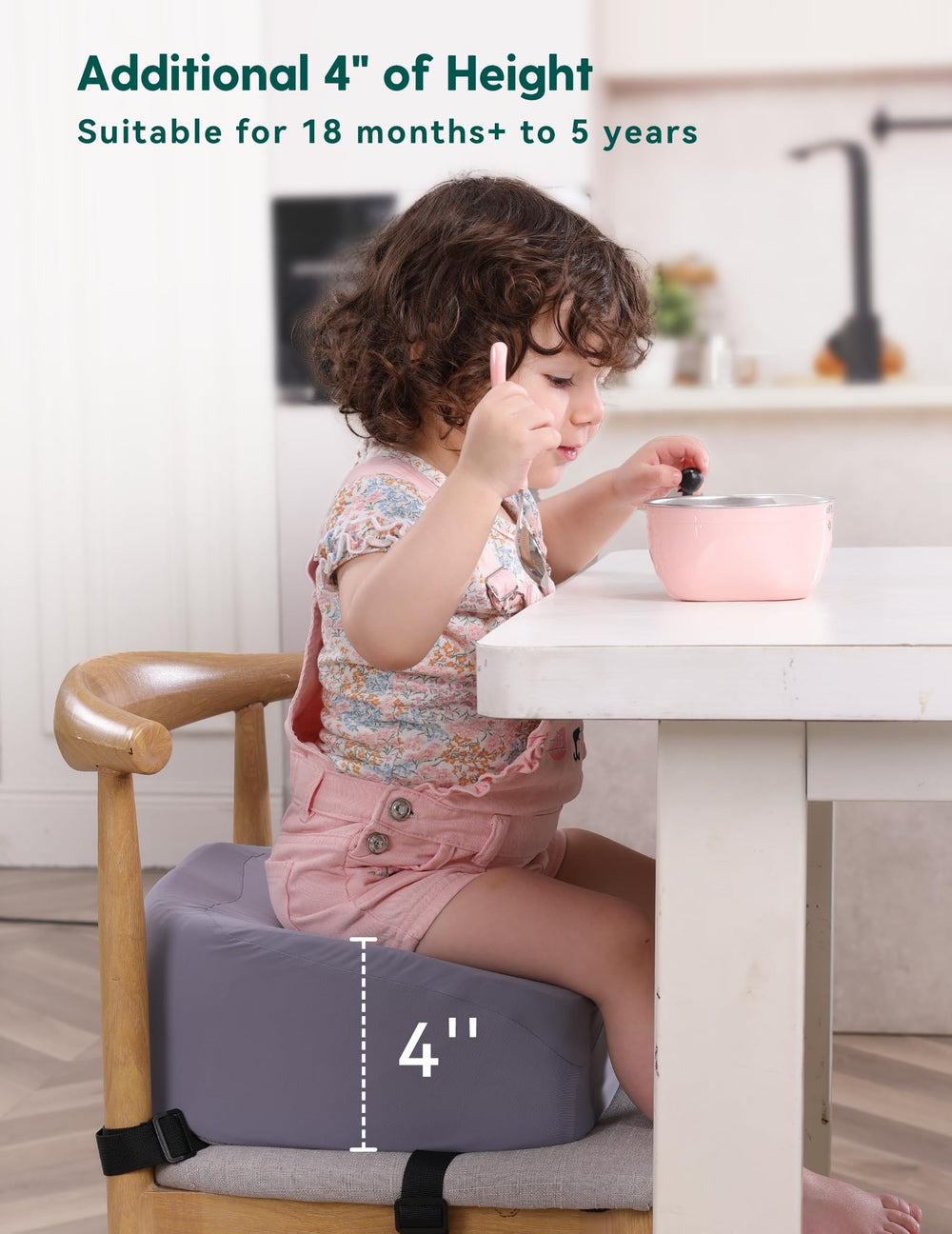 BABELIO removable-washable cover highlights easy cleanup after mealtime spills.